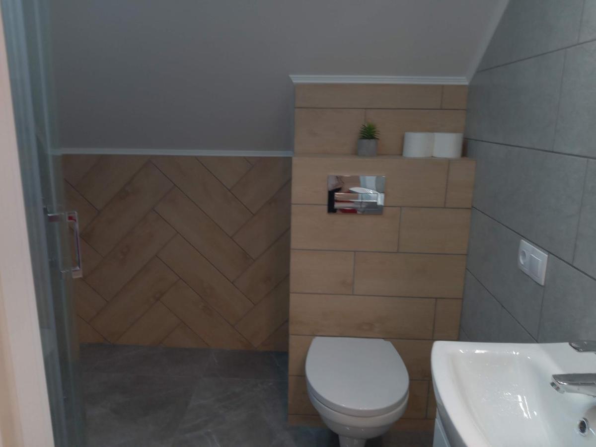 Pure Apartments Vip 5 Lviv Buitenkant foto